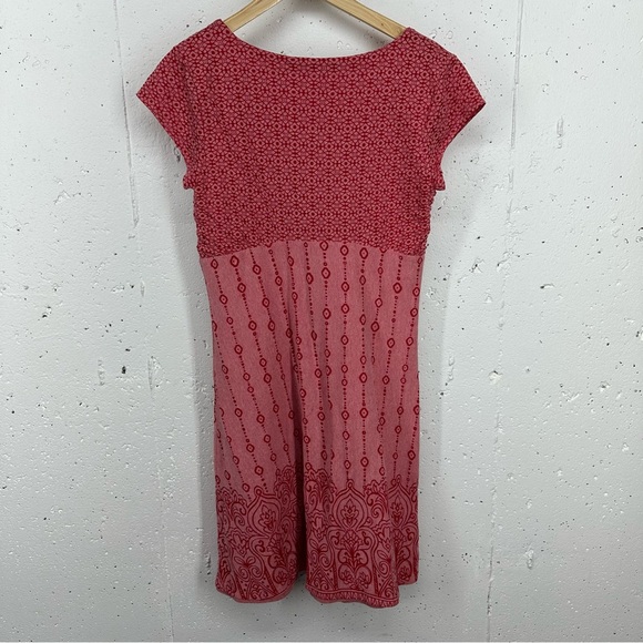 Athleta Women’s Size Medium Dhara Red Burnout Lined Dress - Picture 5 of 10